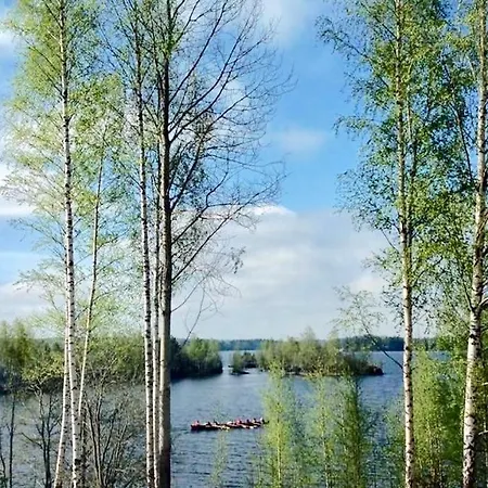 아파트 Chez Klaara Lakeview *
